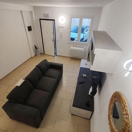 Ondina Apartment In Versilia 비아레지오 외부 사진