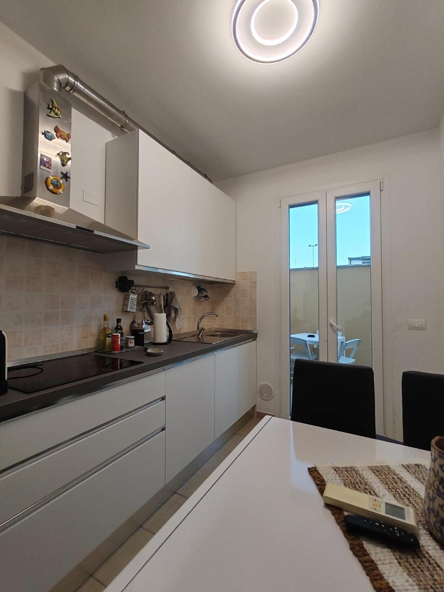 Ondina Apartment In Versilia 비아레지오 외부 사진