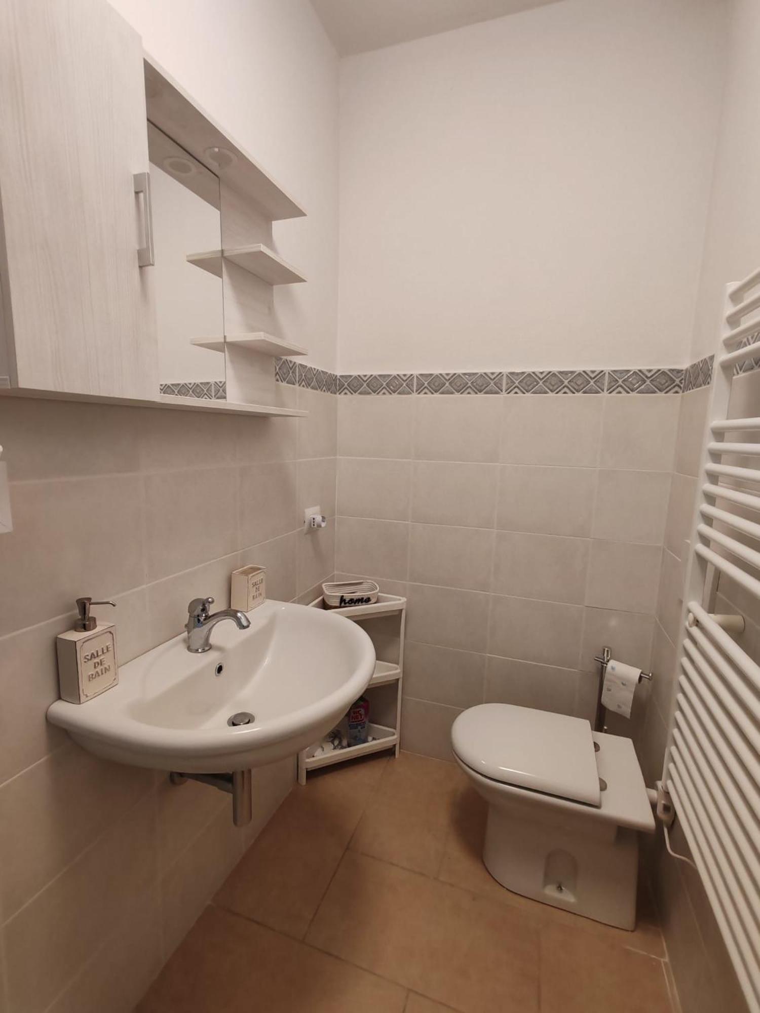 Ondina Apartment In Versilia 비아레지오 외부 사진